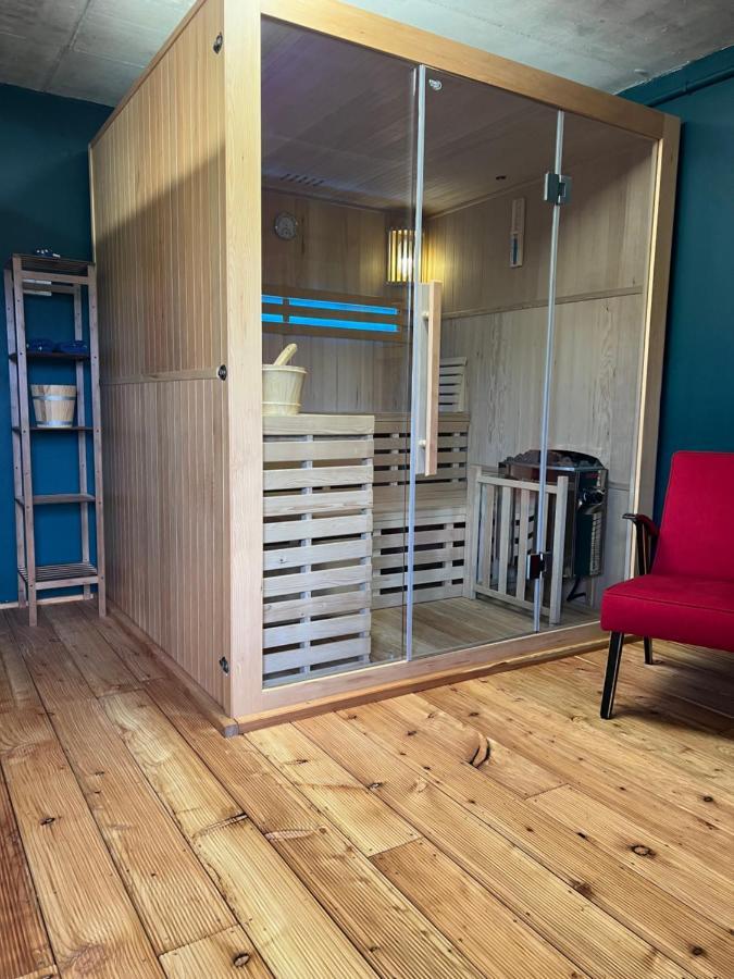 Houten Vakantiewoning "Reisnaarpolen" Royaal Ontbijt, Sauna En Hottub Czarna Góra Eksteriør bilde