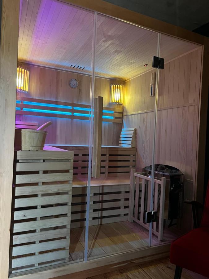 Houten Vakantiewoning "Reisnaarpolen" Royaal Ontbijt, Sauna En Hottub Czarna Góra Eksteriør bilde